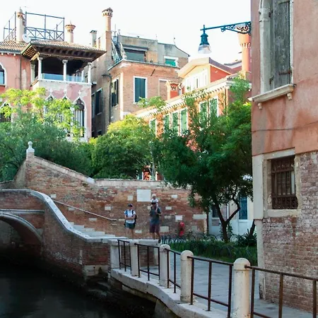 Ca' Dei Gabbiani Apartamento *